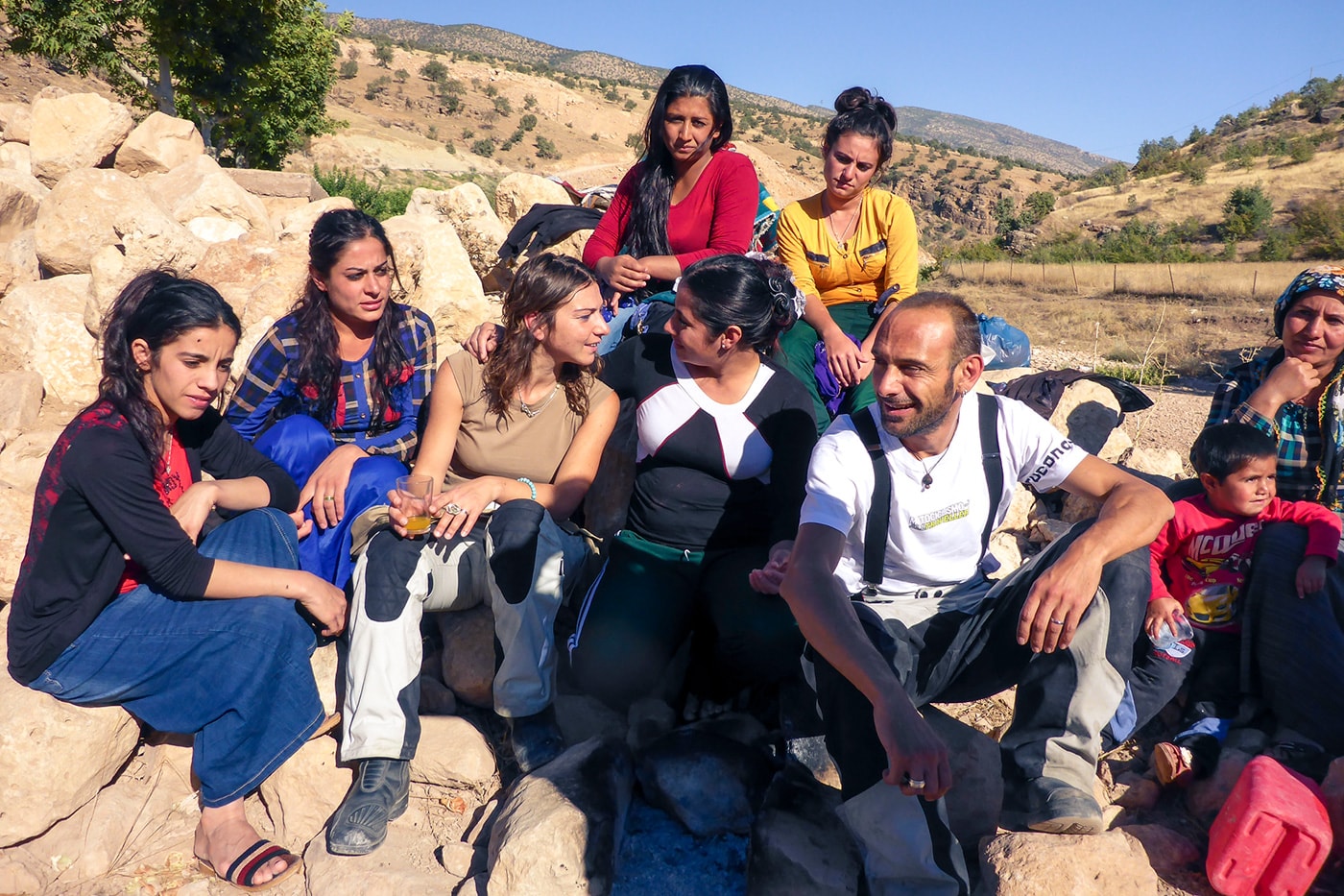 popolo curdo foto gruppo con donne