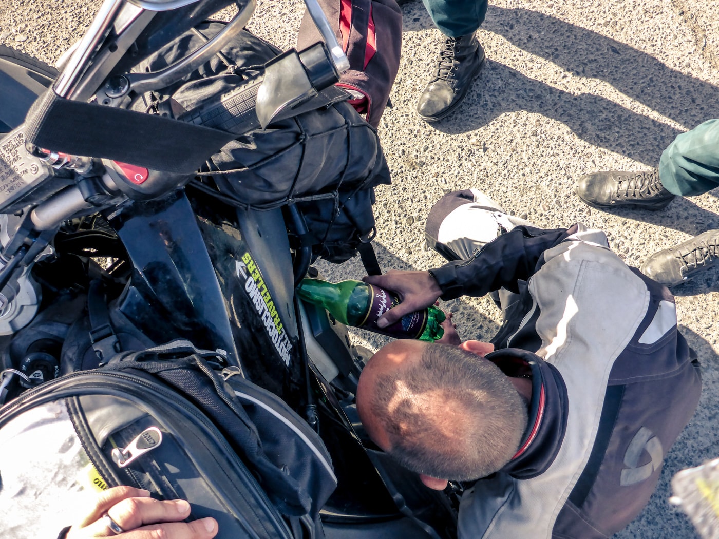 la scorta manutenzione moto