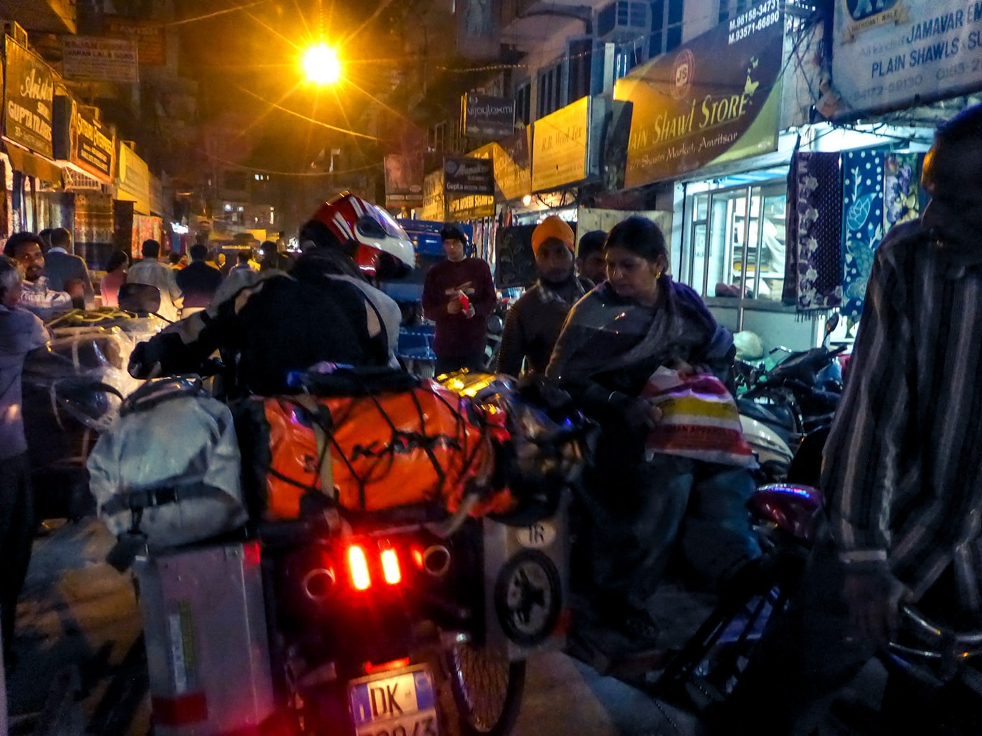 viaggio in india traffico