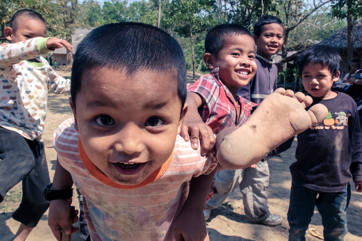 rifugiati birmani bambini festa