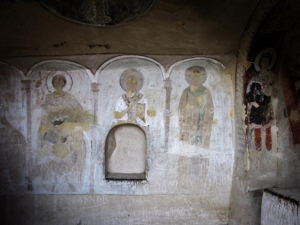 Davit-Gareja-affreschi-altare
