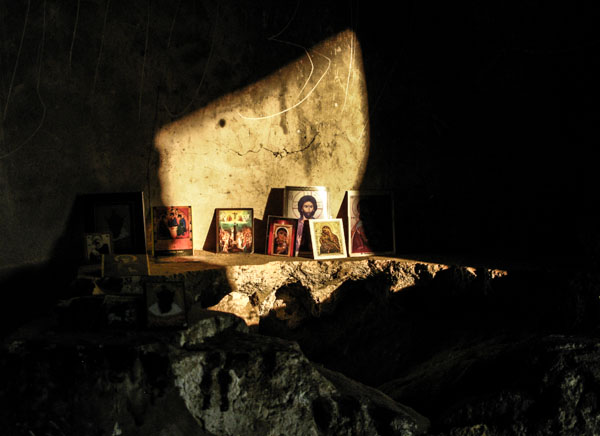 Davit-Gareja-chiesa-rupestre-altare-ex-voto